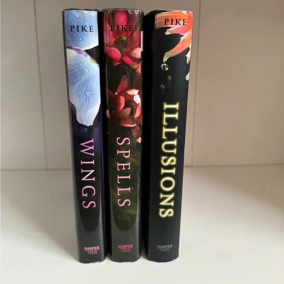 Wings Series Aprilynne Pike - Picture 1 of 2